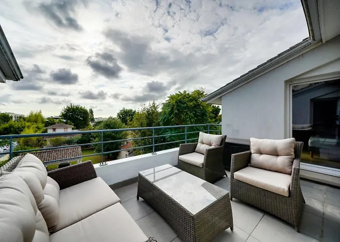 公寓 With Terrace And Parking Mérignac